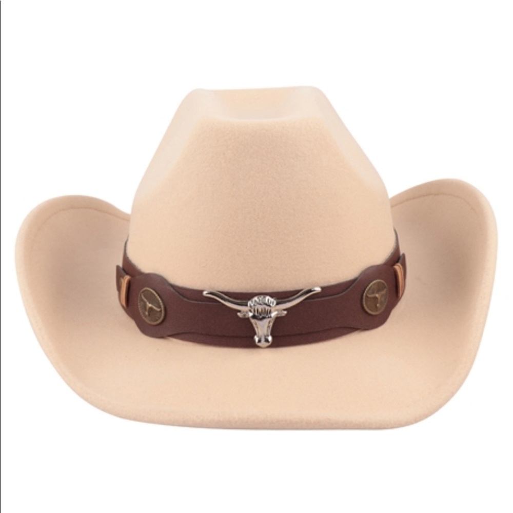 Fashion Hat. - Picture 1 of 2